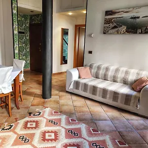 Apartament Sarika House
